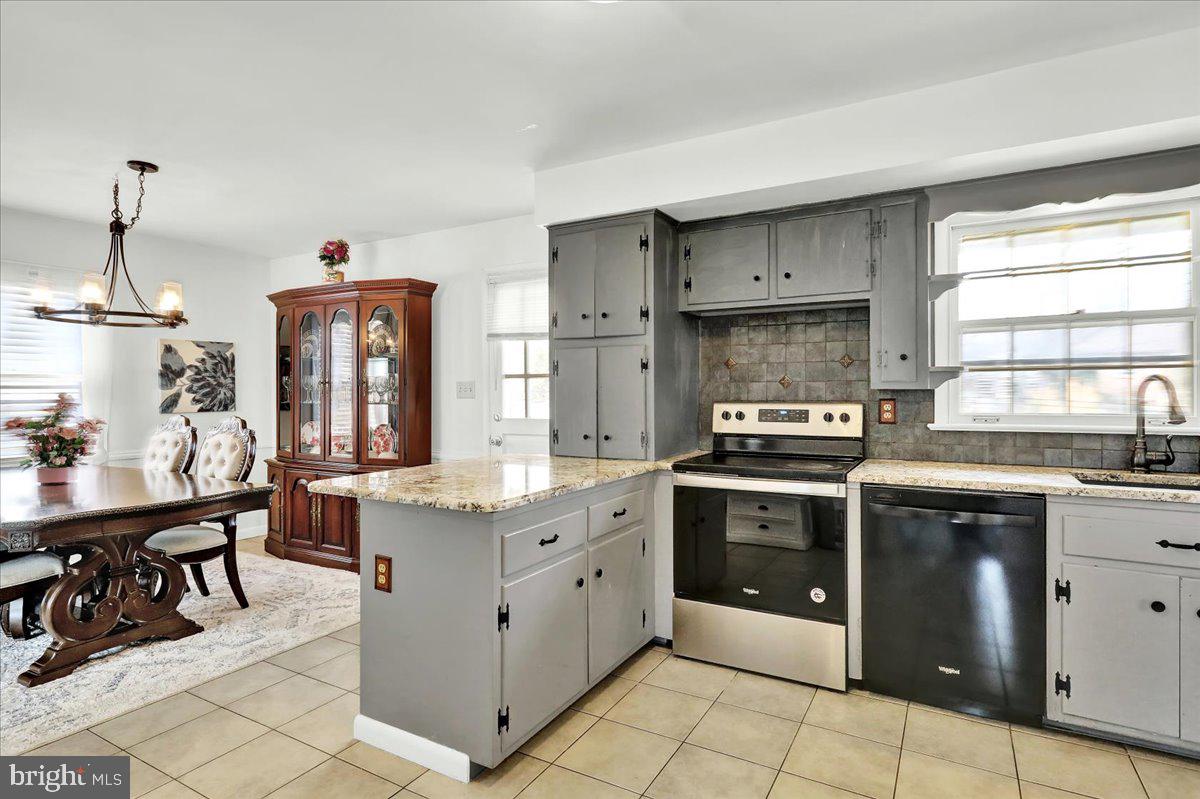 531 Lexington Road Lancaster, PA 17603 - Photo 15 of 32 Gallery Image 15