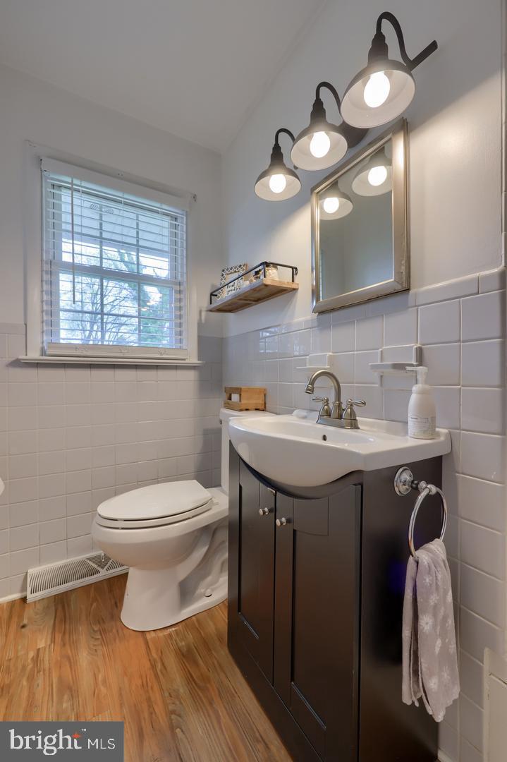 531 Lexington Road Lancaster, PA 17603 - Photo 24 of 32 Gallery Image 24