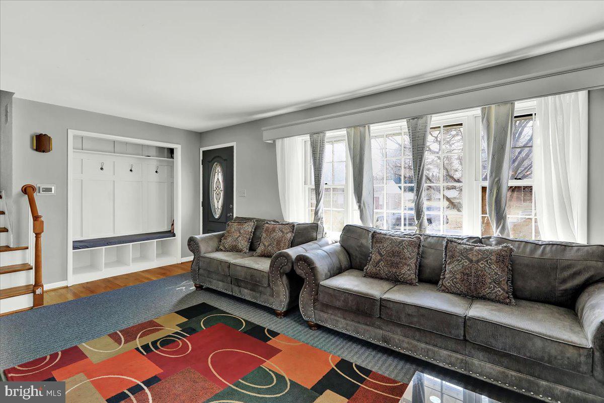 531 Lexington Road Lancaster, PA 17603 - Photo 9 of 32 Gallery Image 9