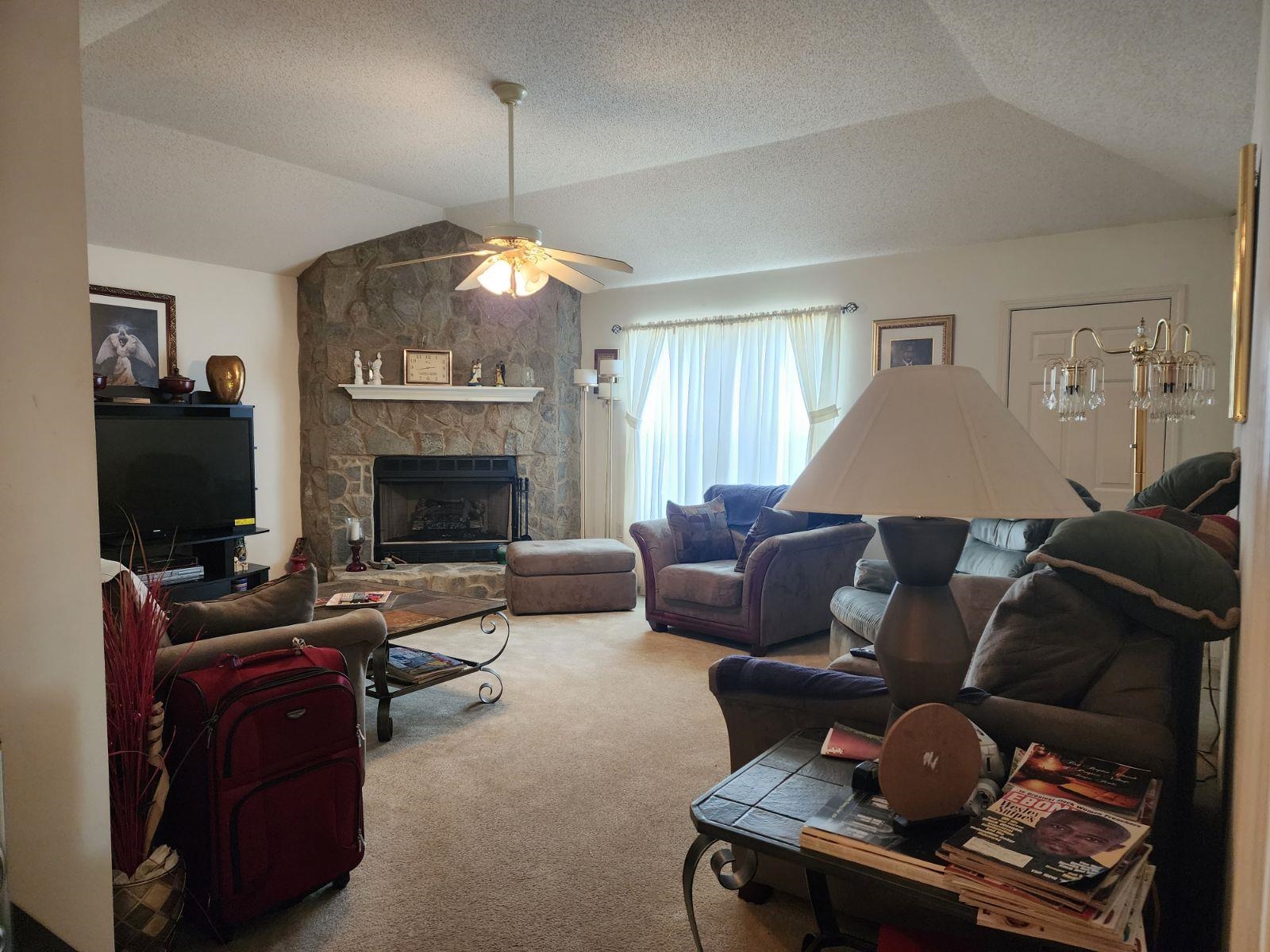 559 Robinson Street Atmore, AL 36502 - Photo 4 of 30