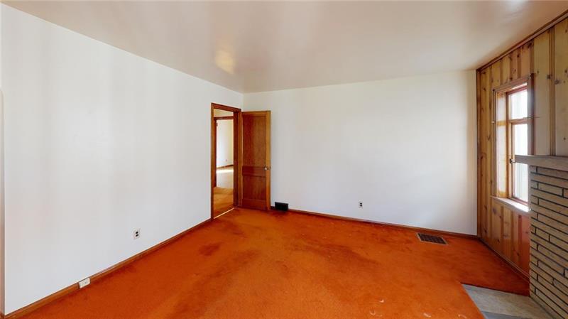 261 Vogel Road Butler, PA 16002 - Photo 7 of 20