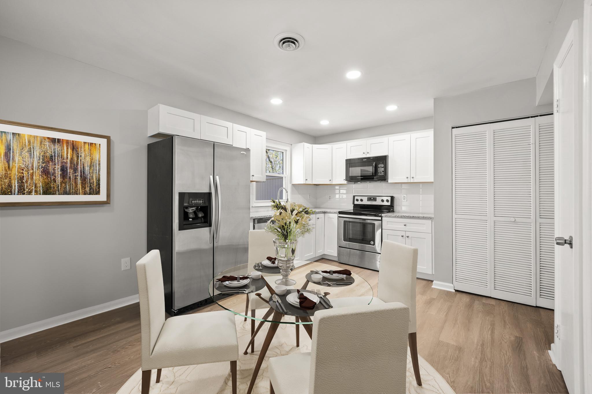 23 Lanford Road New Castle, DE 19720 - Photo 12 of 42 Virtually Staged Eating Area