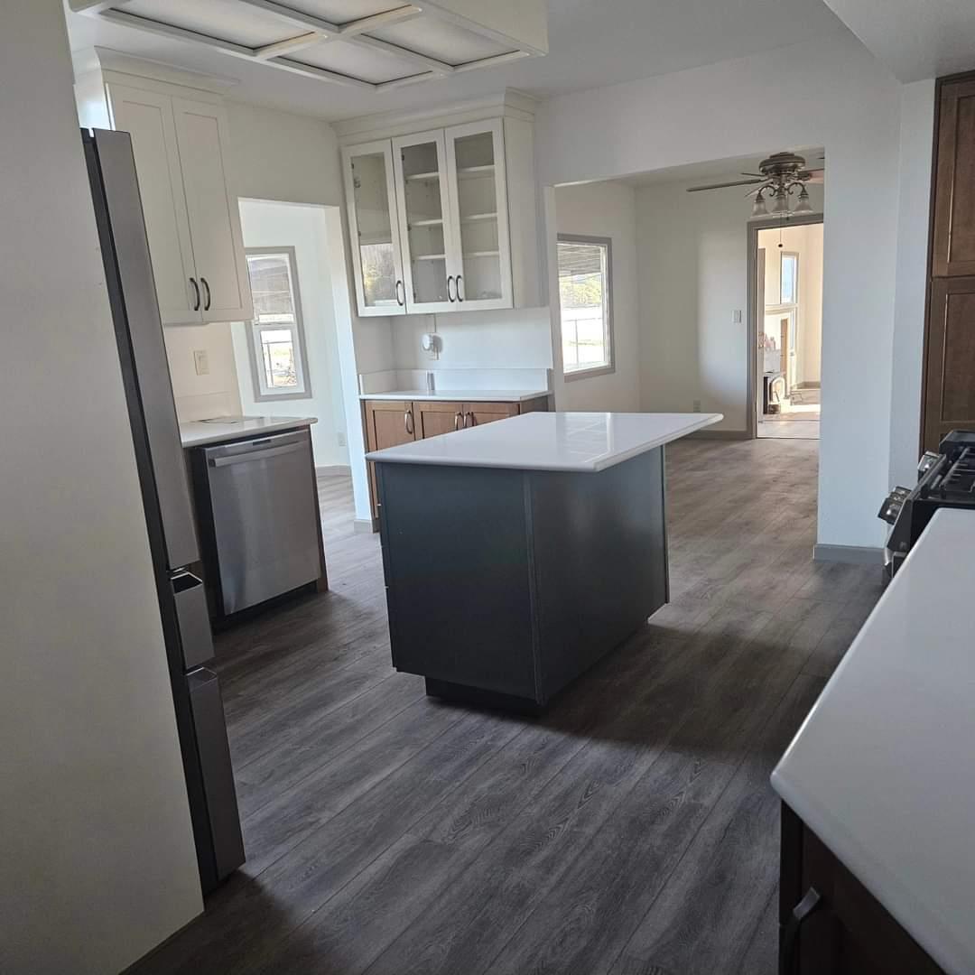 120 Trafton Road Watsonville, CA 95076 - Photo 29 of 43 a view of a living room with wooden floor and a window