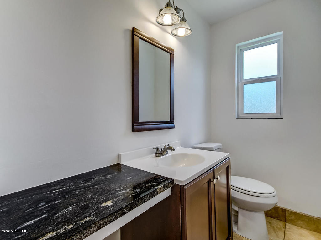 7138 May Apple Road Jacksonville, FL 32211 - Photo 21 of 32 Full Bathroom