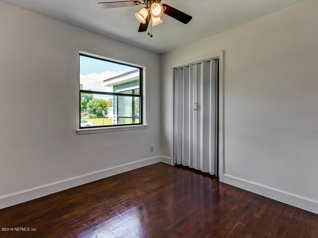 7138 May Apple Road Jacksonville, FL 32211 - Photo 23 of 32 Bedroom 3