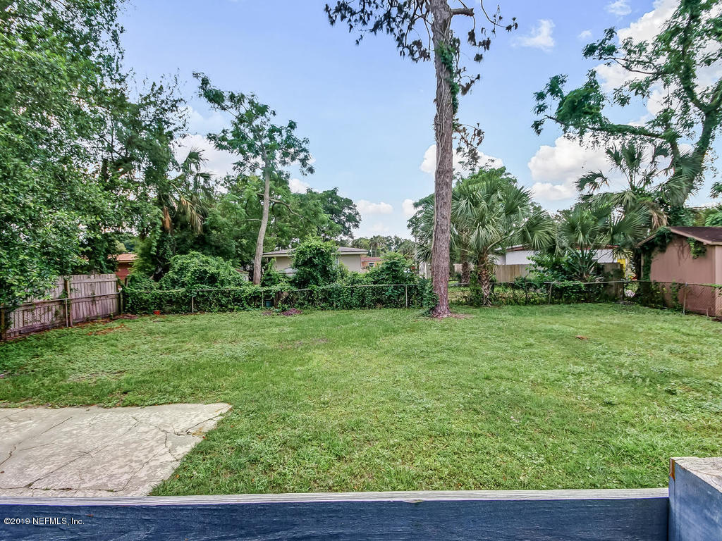 7138 May Apple Road Jacksonville, FL 32211 - Photo 26 of 32 Backyard