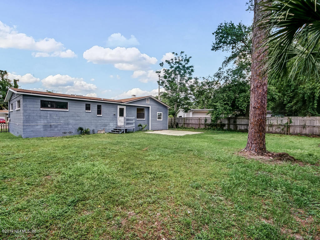 7138 May Apple Road Jacksonville, FL 32211 - Photo 29 of 32 Backyard