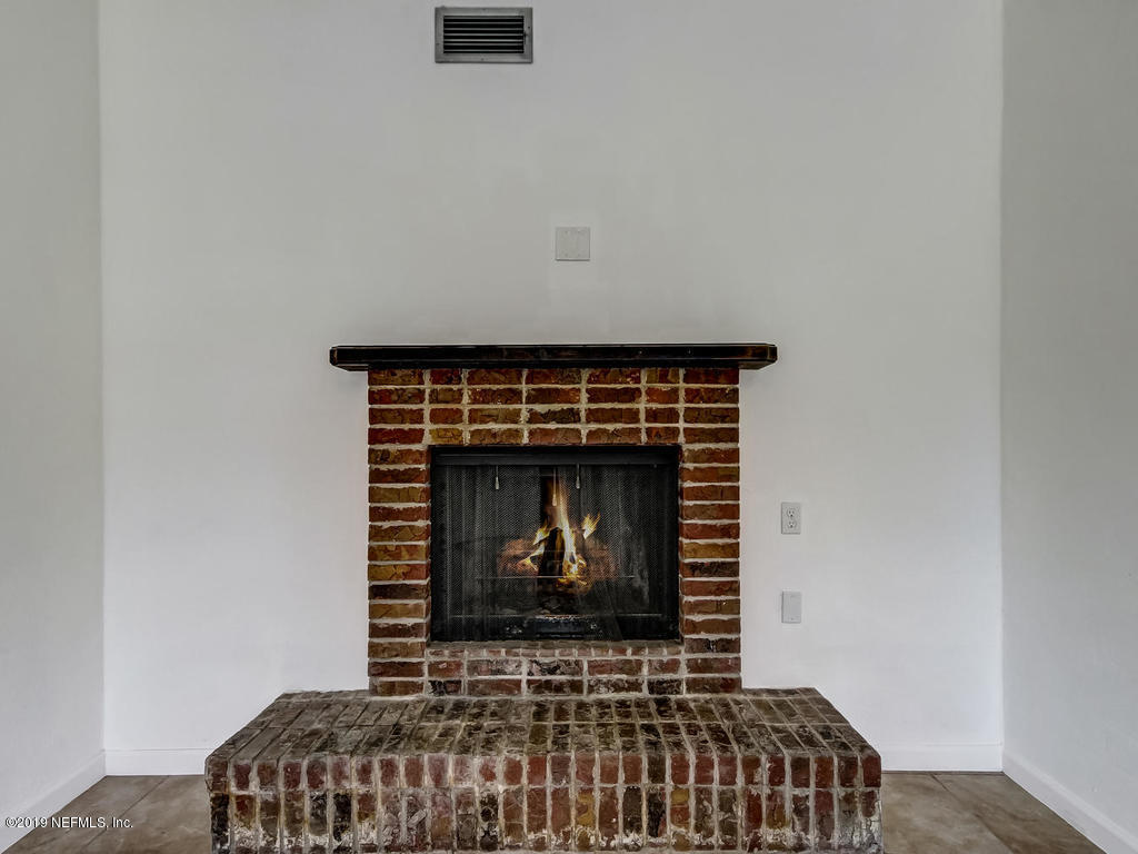 7138 May Apple Road Jacksonville, FL 32211 - Photo 8 of 32 Living Room 1