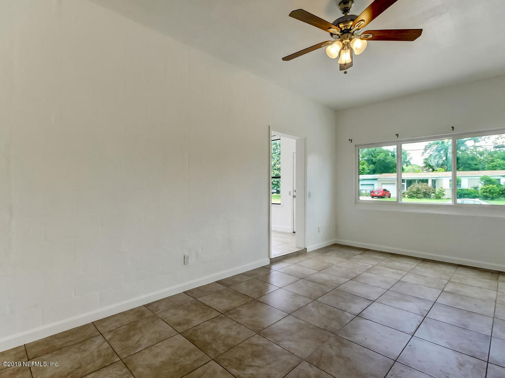 7138 May Apple Road Jacksonville, FL 32211 - Photo 9 of 32 Living Room 1