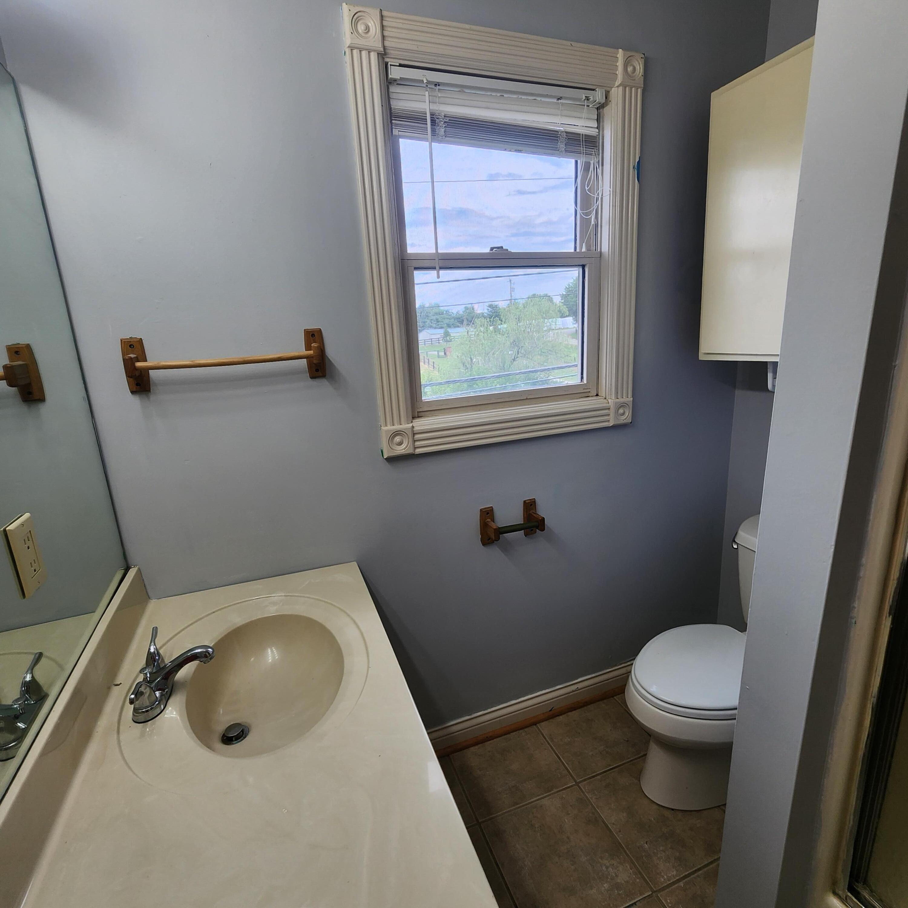 3571 Lexington Road Richmond, KY 40475 - Photo 17 of 58 20250805_173649
