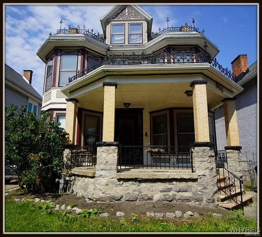 $300,000 | 655 Prospect Avenue, Buffalo, NY 14213