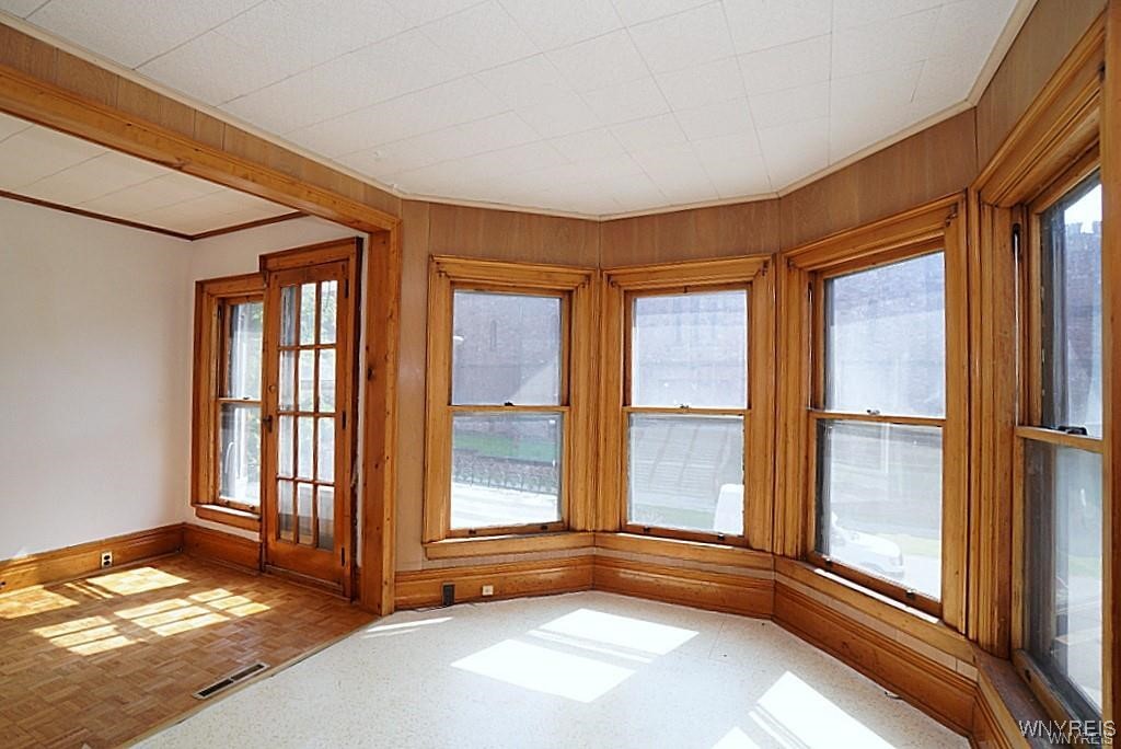 655 Prospect Avenue Buffalo, NY 14213 - Photo 27 of 36