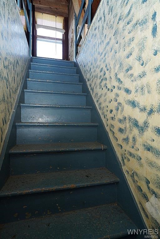 655 Prospect Avenue Buffalo, NY 14213 - Photo 29 of 36