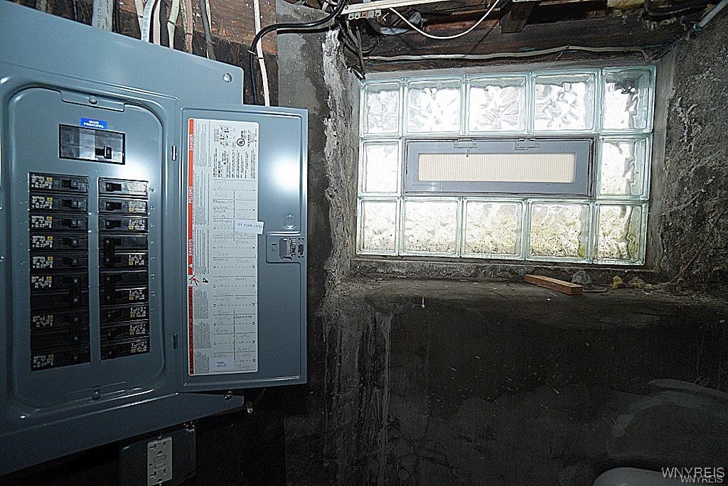 655 Prospect Avenue Buffalo, NY 14213 - Photo 33 of 36