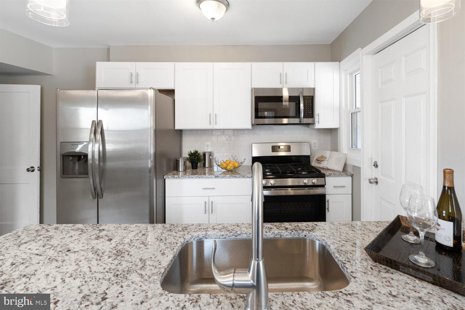 3800 Rokeby Road Baltimore, MD 21229 - Photo 5 of 35