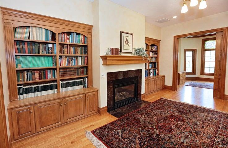 1764 Cologna Road Marshfield, MO 65706 - Photo 10 of 57