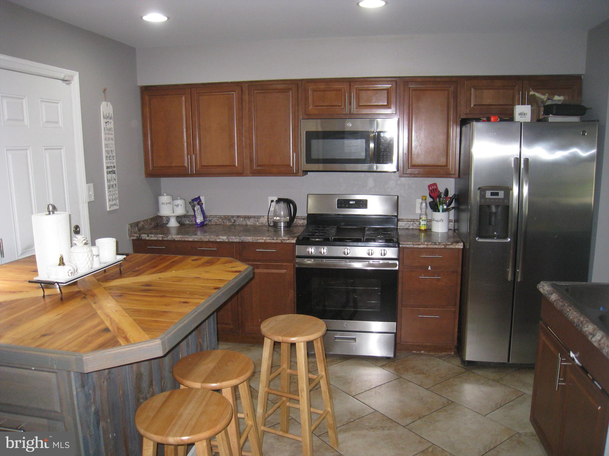 1011 Crest Road Pine Hill, NJ 08009 - Photo 11 of 44 Gallery Image 11