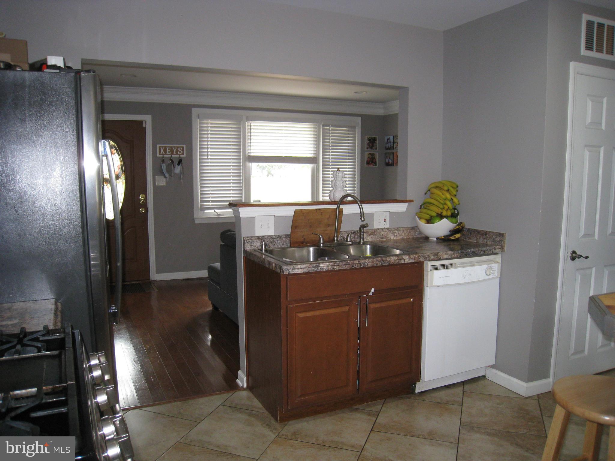 1011 Crest Road Pine Hill, NJ 08009 - Photo 13 of 44 Gallery Image 13
