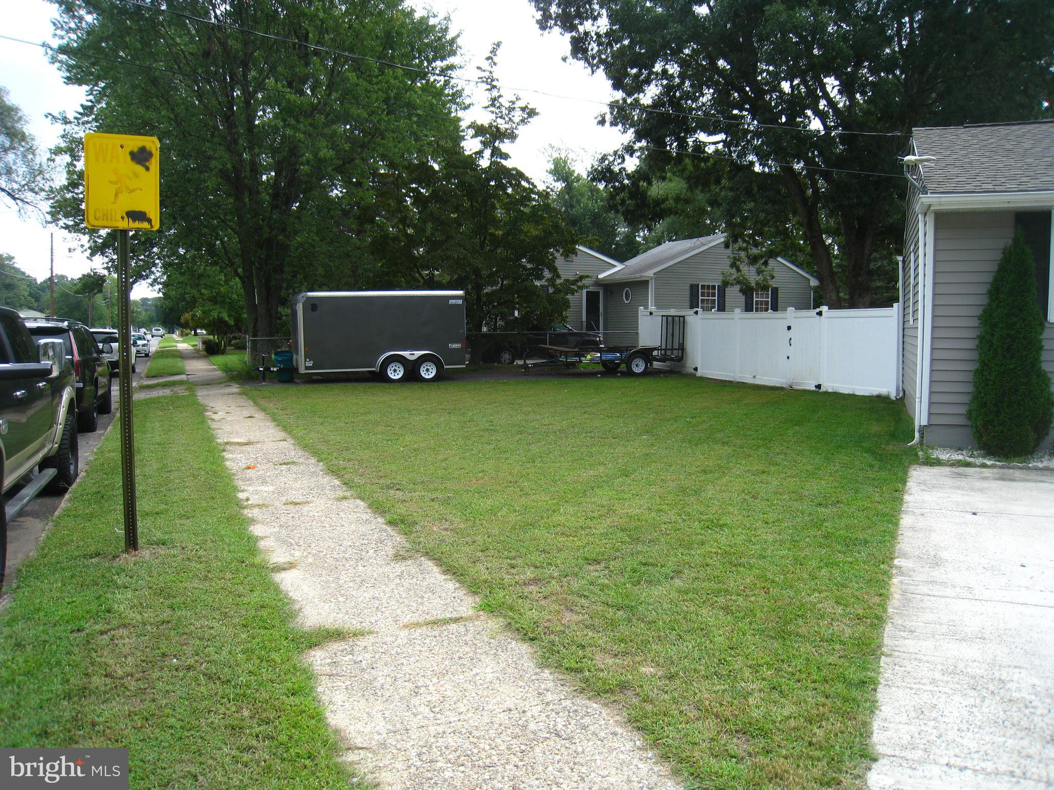 1011 Crest Road Pine Hill, NJ 08009 - Photo 4 of 44 Gallery Image 4