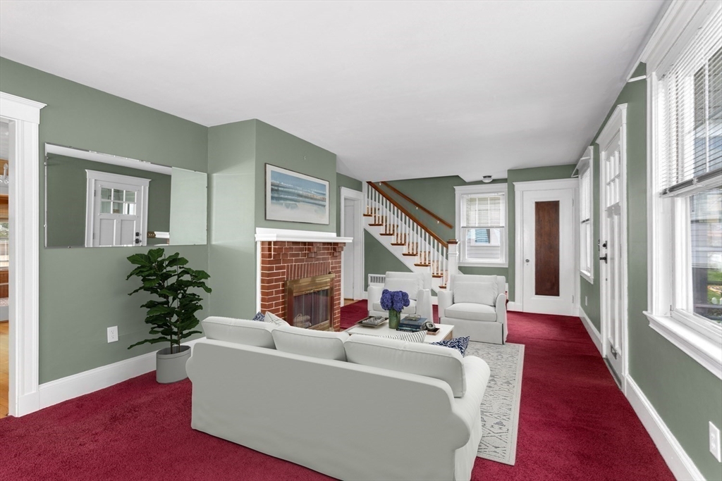 24 Neponset Road Quincy, MA 02169 - Photo 3 of 42 Gallery Image 3
