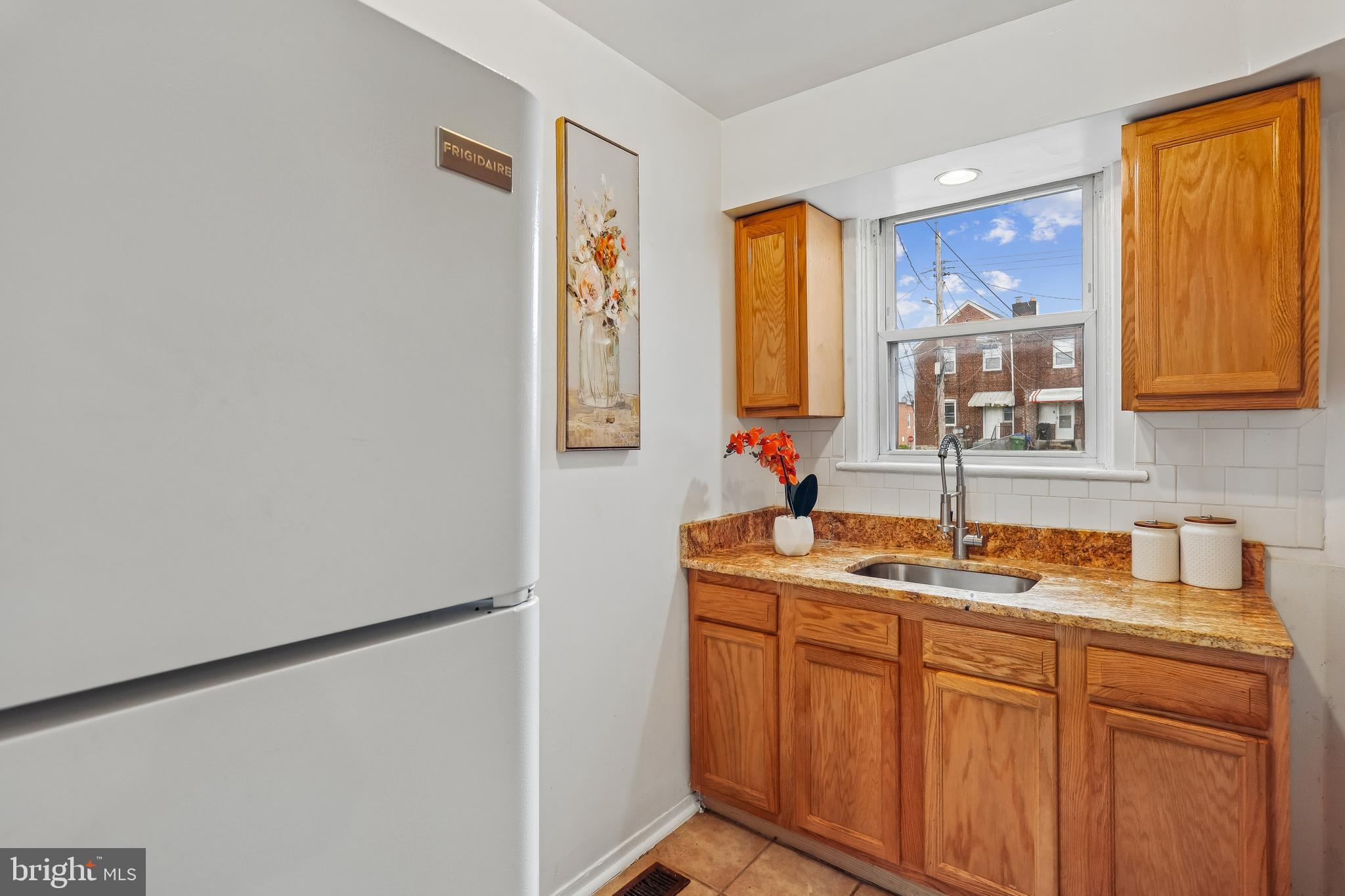 147 Denison Street Baltimore, MD 21229 - Photo 6 of 21