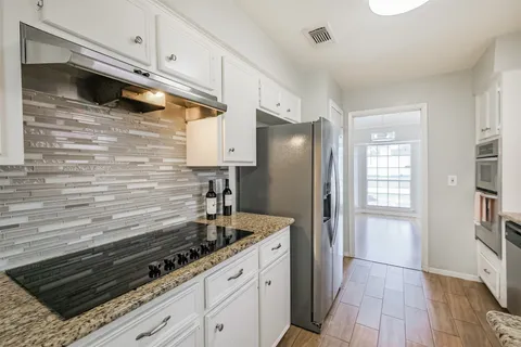 $285,000 | 2326 Bright Meadows Drive, Missouri City, TX 77489