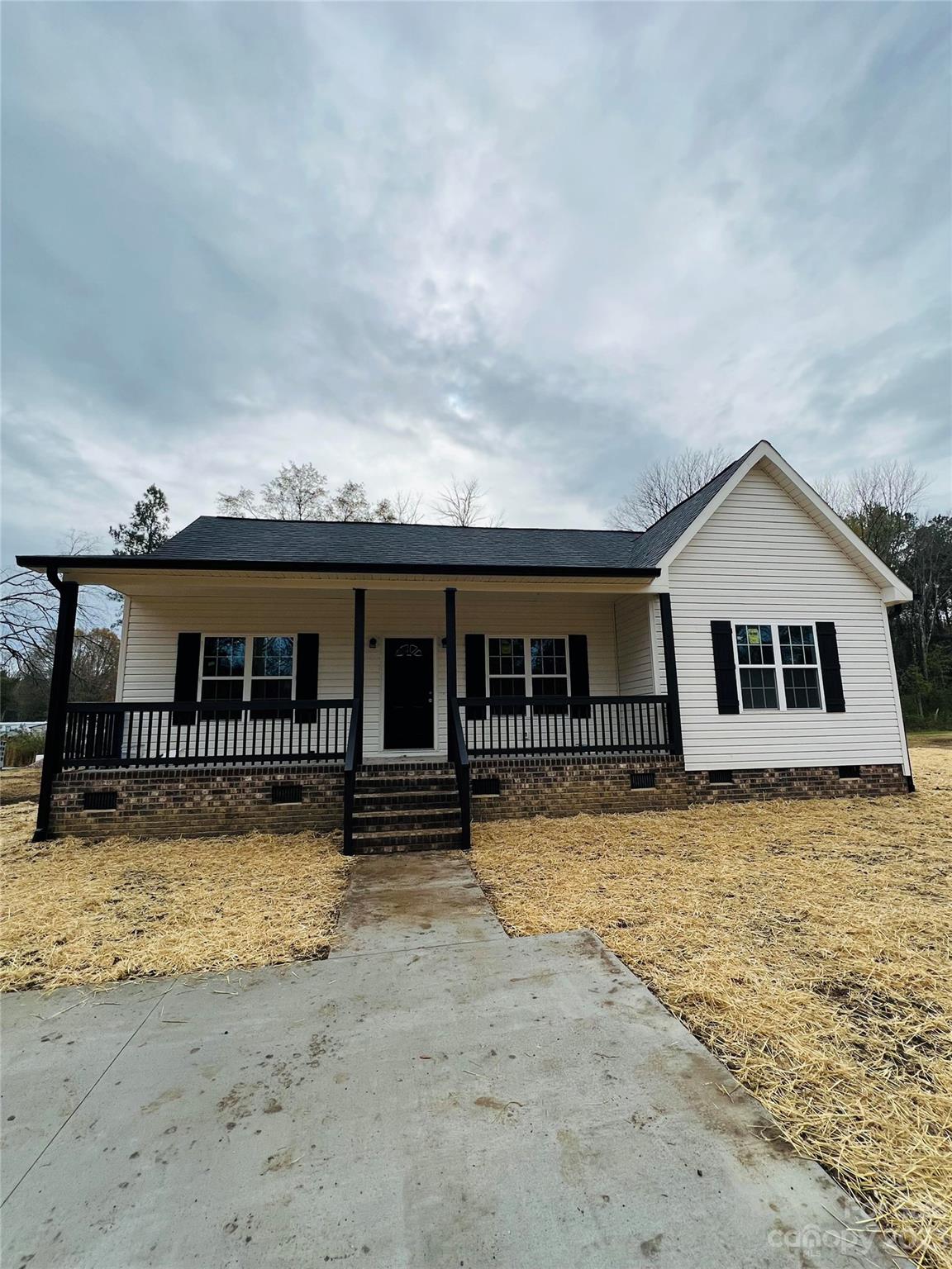 730 Sugar Plum Road Chester, SC 29706 - Photo 1 of 4 Gallery Image 1