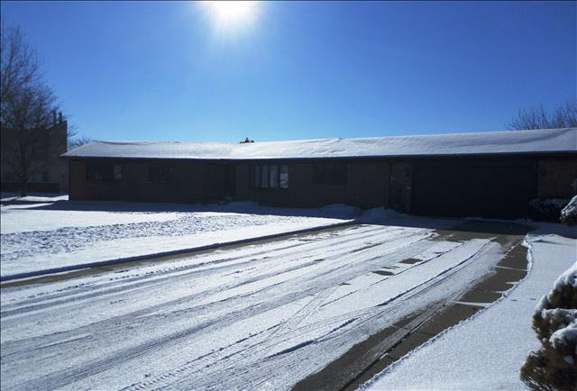 762 East Hurd Road Monroe, MI 48162 - Photo 1 of 25 20428012.JPG