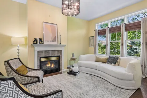 $250,000 | 2433 Columbus Court, Minneapolis, MN 55404