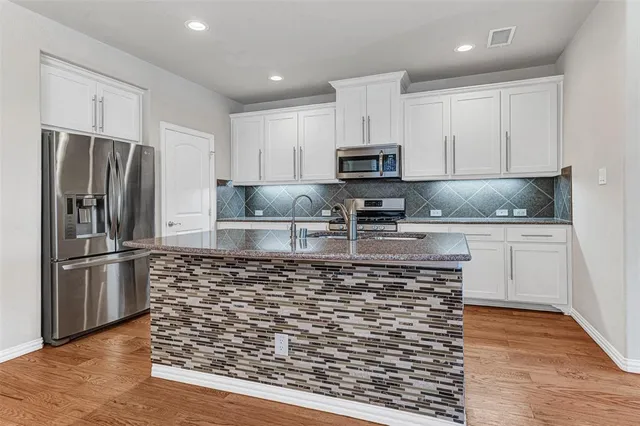 $450,000 | 631 Alexandra Avenue, Richardson, TX 75081