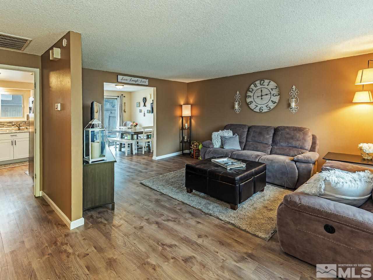 960 Cambridge Way Reno, NV 89511 - Photo 2 of 18 Photo 2