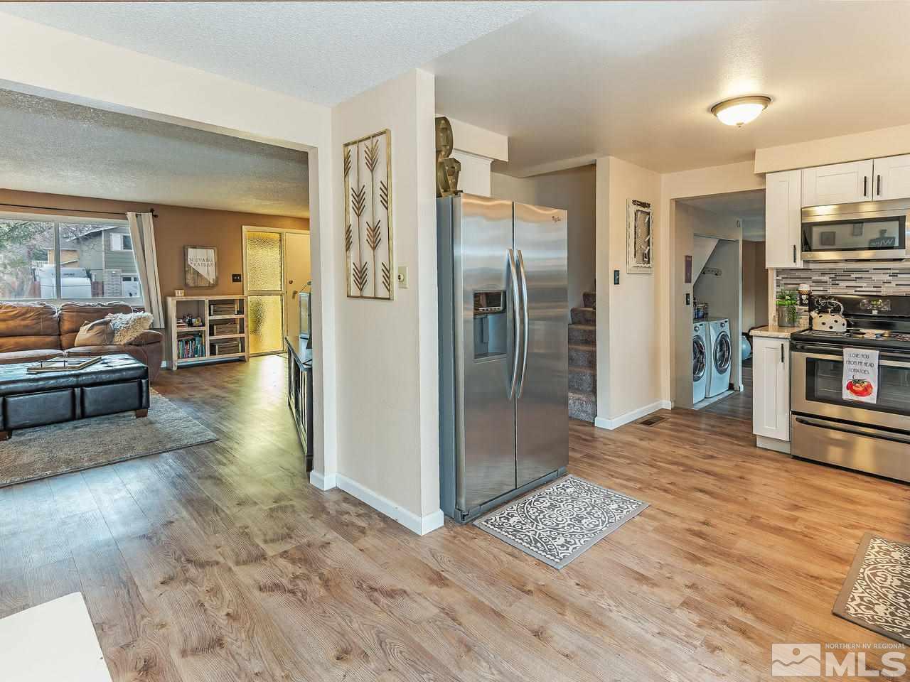 960 Cambridge Way Reno, NV 89511 - Photo 6 of 18 Photo 6