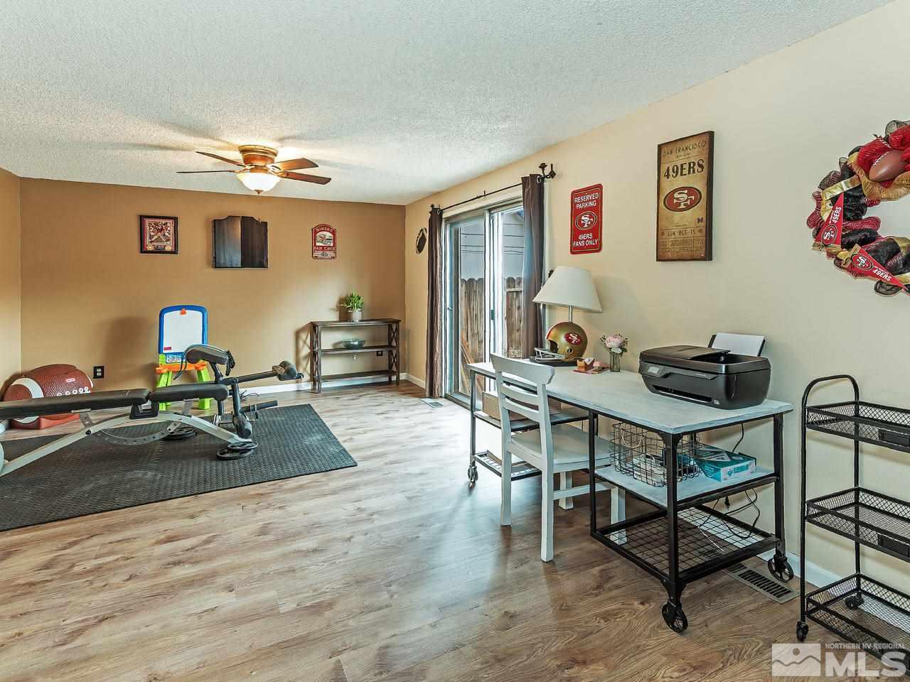 960 Cambridge Way Reno, NV 89511 - Photo 8 of 18 Photo 8