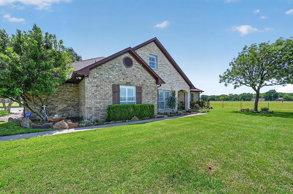 8034 Farm To Market 902 Howe, TX 75459 - Photo 3 of 38