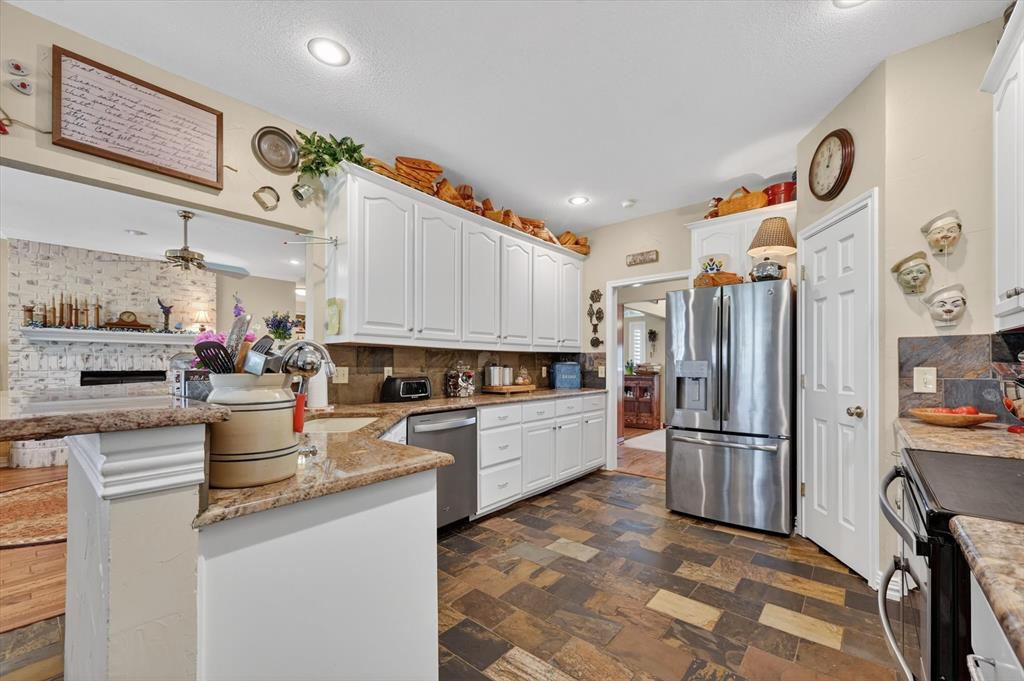 8034 Farm To Market 902 Howe, TX 75459 - Photo 7 of 38