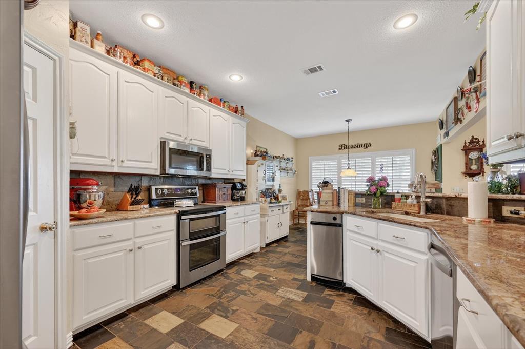 8034 Farm To Market 902 Howe, TX 75459 - Photo 8 of 38