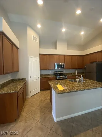 $2,295 | 9492 Jumping Frog Court, Las Vegas, NV 89147