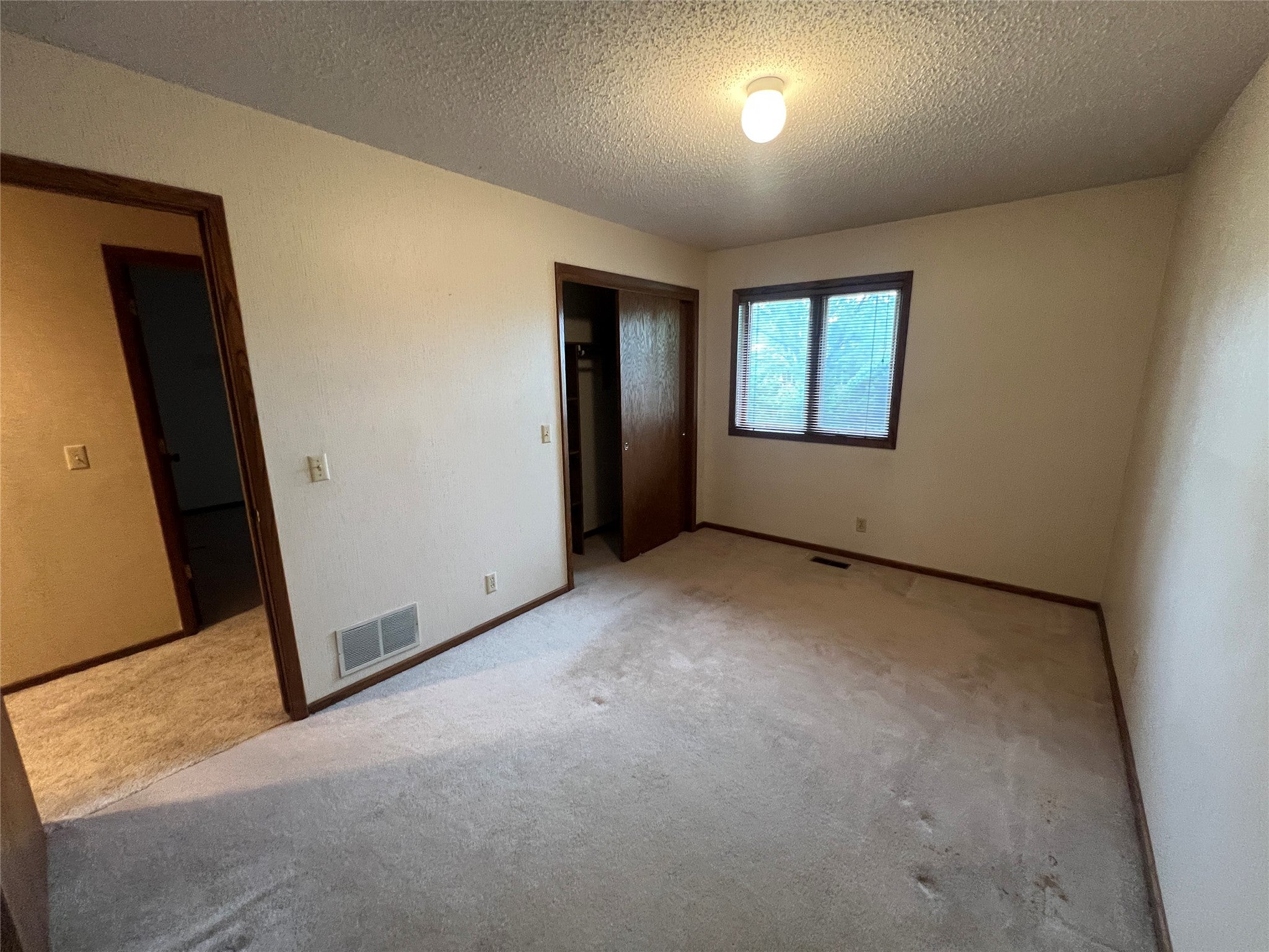 2204 Robin Road Dodge City, KS 67801 - Photo 17 of 29 Gallery Image 17