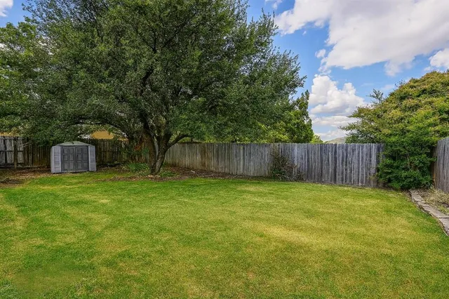 $275,000 | 4055 Tulip Tree Drive, Fort Worth, TX 76137