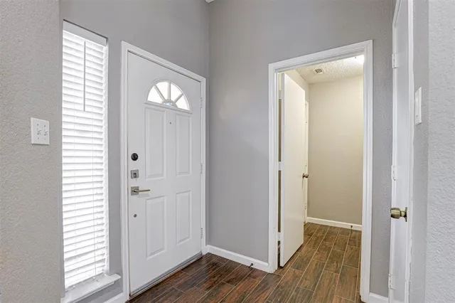 $275,000 | 4055 Tulip Tree Drive, Fort Worth, TX 76137