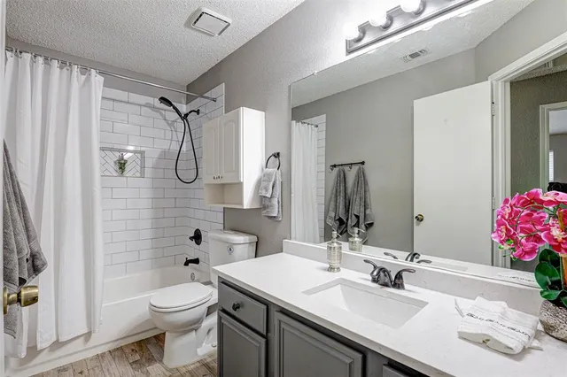 $275,000 | 4055 Tulip Tree Drive, Fort Worth, TX 76137