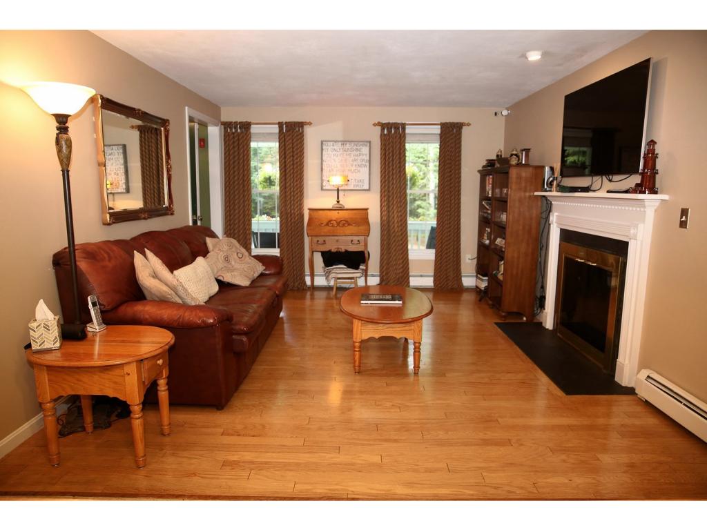 13 Oaklands Road Exeter, NH 03833 - Photo 18 of 36