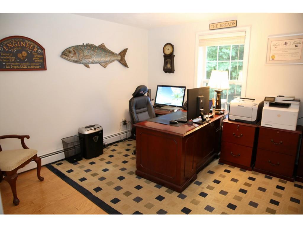 13 Oaklands Road Exeter, NH 03833 - Photo 21 of 36