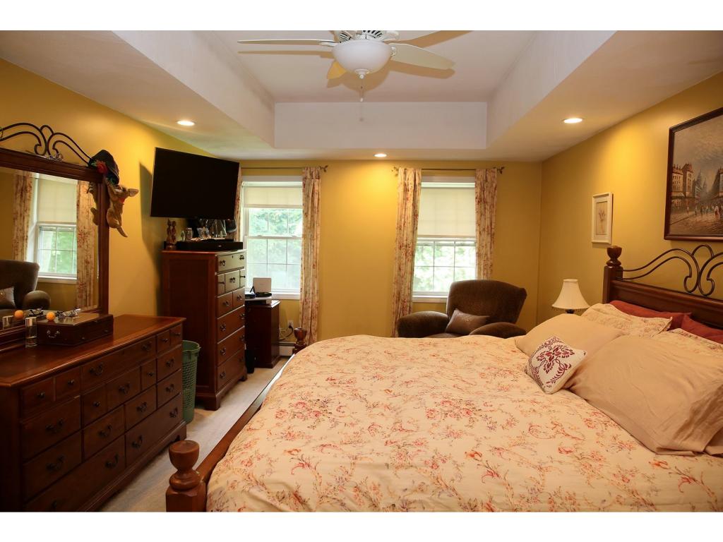 13 Oaklands Road Exeter, NH 03833 - Photo 23 of 36