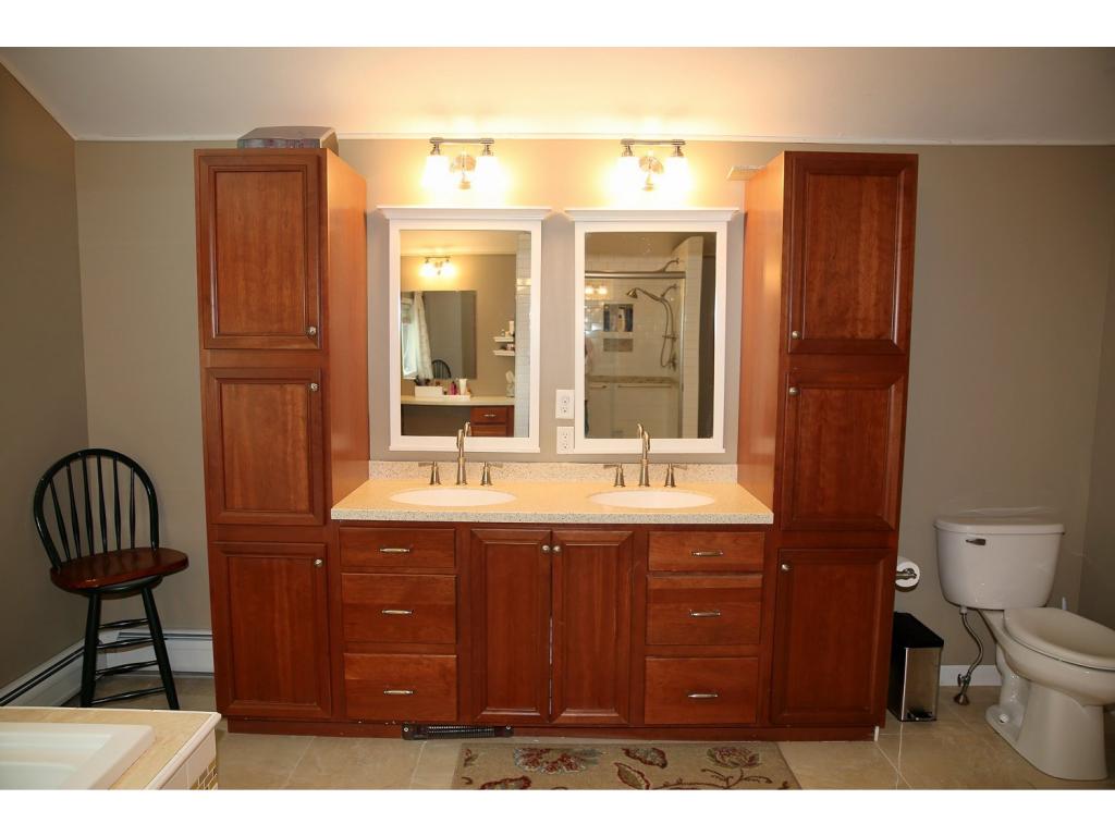 13 Oaklands Road Exeter, NH 03833 - Photo 26 of 36