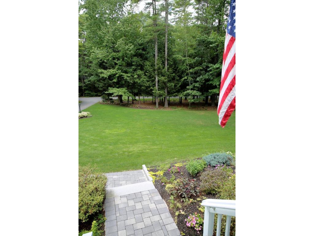 13 Oaklands Road Exeter, NH 03833 - Photo 29 of 36