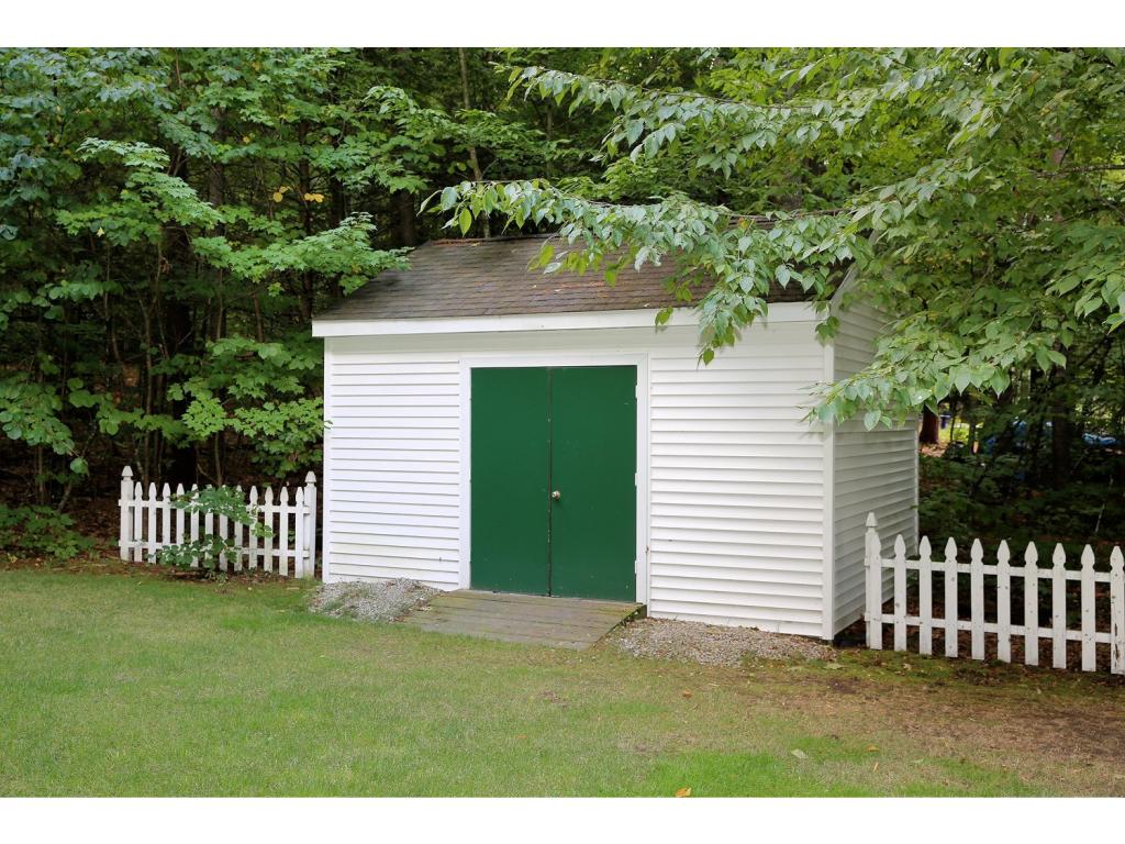 13 Oaklands Road Exeter, NH 03833 - Photo 32 of 36