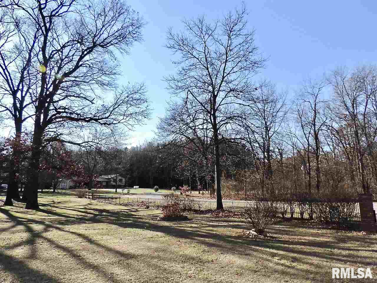 7995 Pin Oak Road Manito, IL 61546 - Photo 3 of 33 Gallery Image 3
