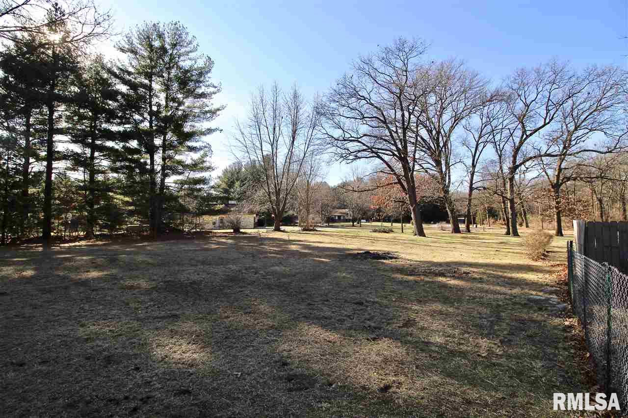 7995 Pin Oak Road Manito, IL 61546 - Photo 4 of 33 Gallery Image 4