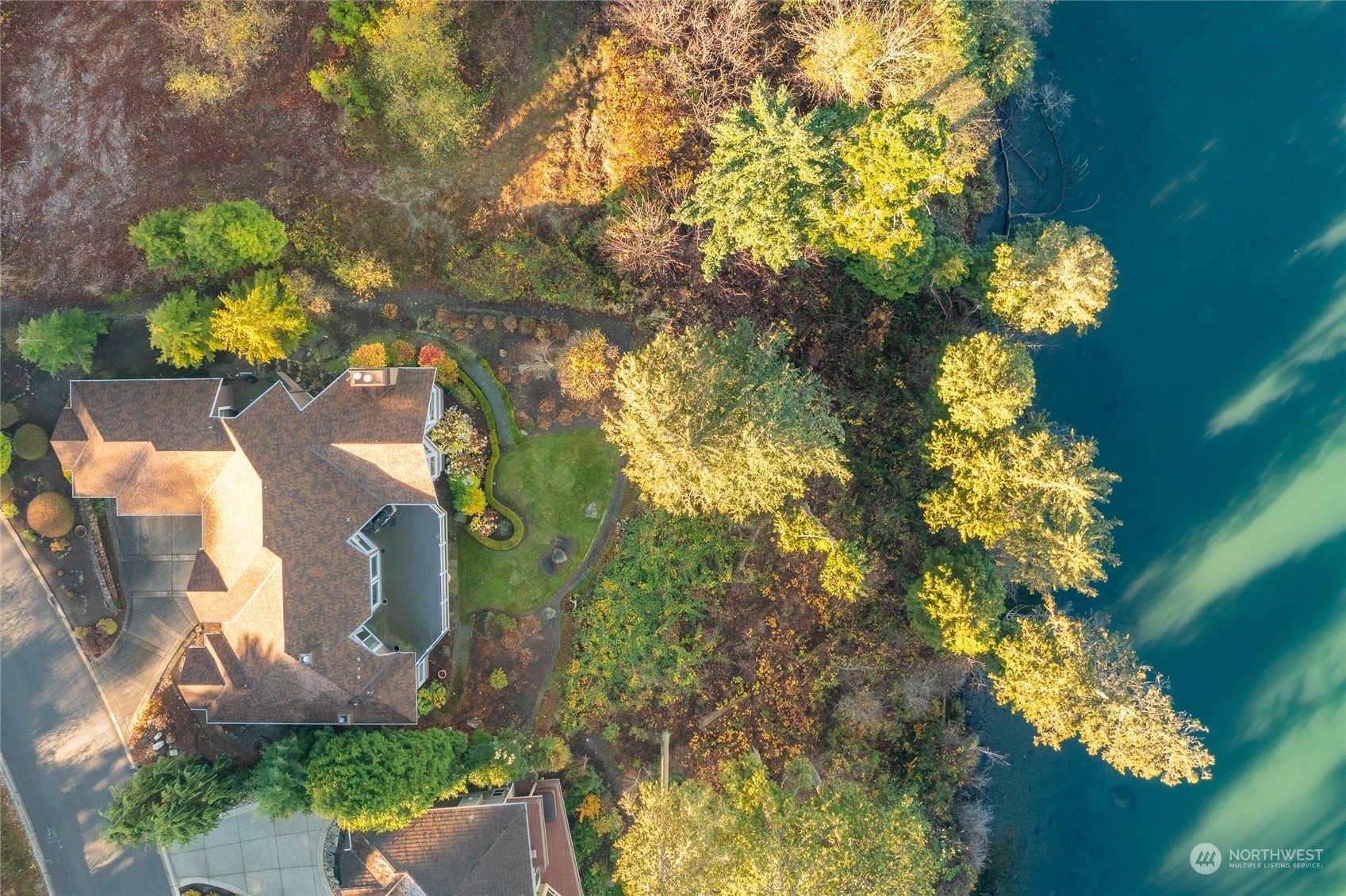 5436 Night Heron Drive Blaine, WA 98230 - Photo 4 of 40 a view of a flower in a garden